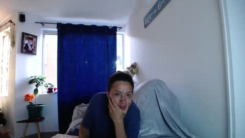 Snapshot of jezabel_purple chatting on 11-22-25, 10:47 Camila online show from 11-22-25, 10:47