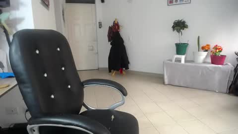 Camila online show from 01-13-26, 06:35