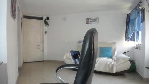 Camila online show from 02-26-26, 04:50