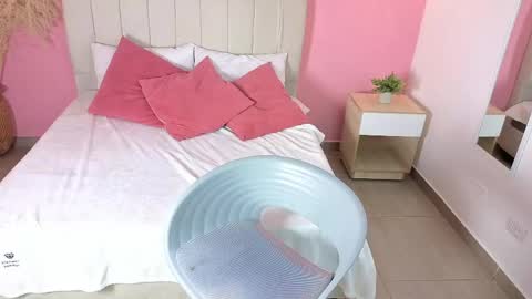 Jhan online show from 04-24-26, 04:48