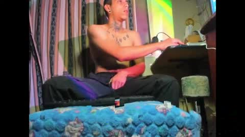 Snapshot of jharol_cardona chatting on 05-13-26, 12:19 Jharol online show from 05-13-26, 12:19