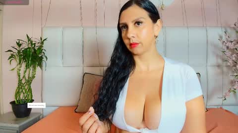 Snapshot of jhasly_am chatting on 02-28-25, 11:47 jhasly online show from 02-28-25, 11:47