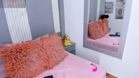 Snapshot of jhasly_am chatting on 09-21-25, 11:45 jhasly online show from 09-21-25, 11:45