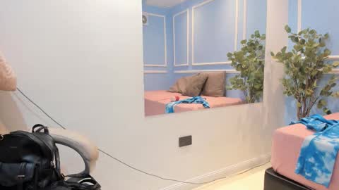 Snapshot of jhasly_am chatting on 10-13-25, 12:05 jhasly online show from 10-13-25, 12:05