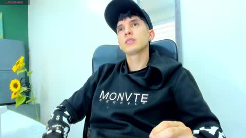 Jheampiero online show from 04-20-26, 09:05