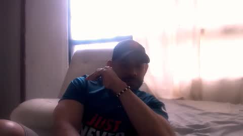 En moreno online show from 11-23-25, 03:12