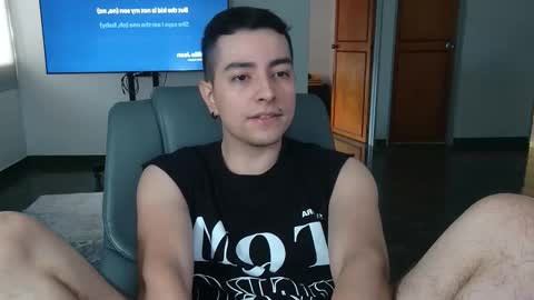 Jhoan Saenz online show from 11-12-25, 07:24