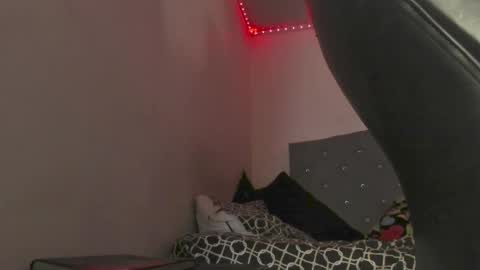 jhoanatrans22 online show from 10-01-25, 02:23