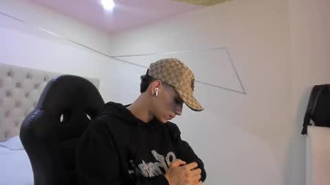 jhoanleandro online show from 01-09-26, 04:15