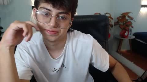 Jhoel online show from 10-28-25, 08:44