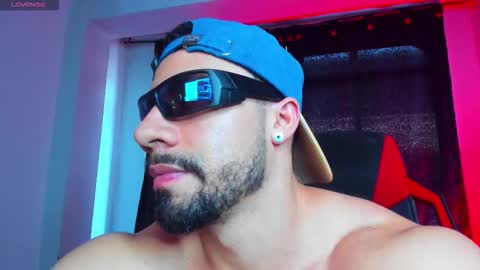 Jhojan Strong  online show from 02-12-26, 08:15