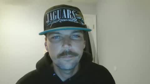 jholls online show from 12-04-25, 04:22