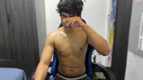 jhon online show from 12-21-25, 05:03