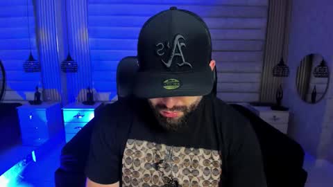 John Bear.... online show from 02-10-26, 11:14