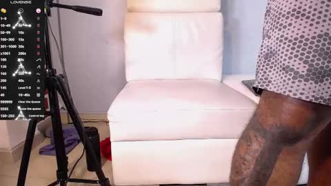 Snapshot of jhonblacke chatting on 01-07-25, 01:59 jhon online show from 01-07-25, 01:59