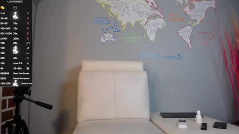 Snapshot of jhonblacke chatting on 01-09-25, 08:11 jhon online show from 01-09-25, 08:11