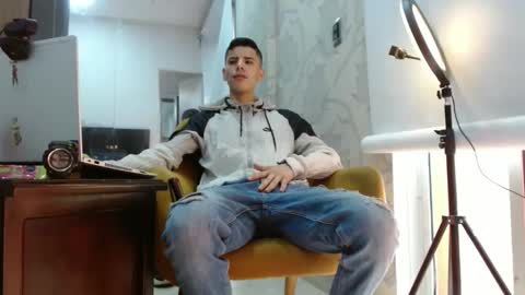 jhon online show from 10-04-25, 05:00