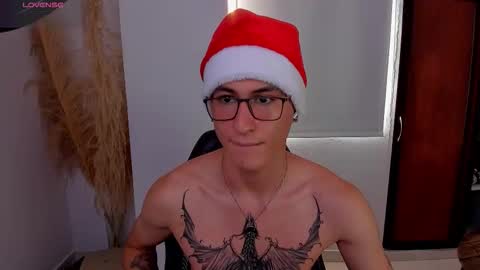 Snapshot of jhonleving chatting on 12-03-25, 07:56 Jack online show from 12-03-25, 07:56