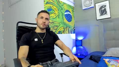 Snapshot of jhonny_flames7 chatting on 09-10-25, 04:12 jhonny online show from 09-10-25, 04:12