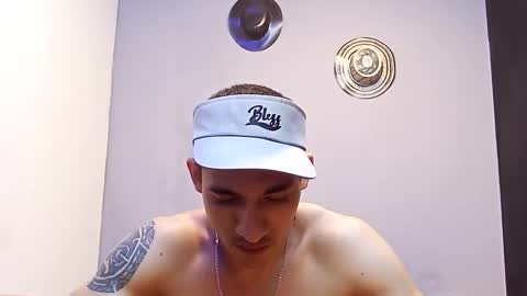 Snapshot of jhonny_thes28 chatting on 11-10-25, 09:30 jhonny_thes28 online show from 11-10-25, 09:30