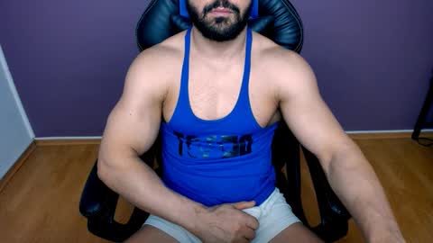 Snapshot of jhonnyboy007 chatting on 12-20-24, 09:00 Black Diamond online show from 12-20-24, 09:00