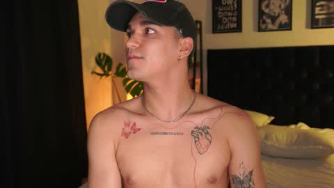 Jhonny  online show from 09-10-25, 02:44