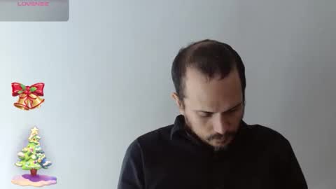 Snapshot of jhontorres018 chatting on 12-17-25, 04:18 jhontorres018 online show from 12-17-25, 04:18