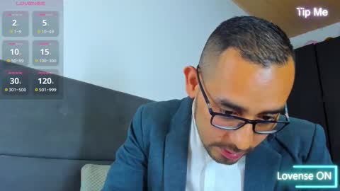 Jhony Alzate online show from 10-03-25, 02:19