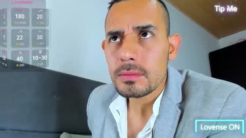 Jhony Alzate online show from 10-06-25, 01:47