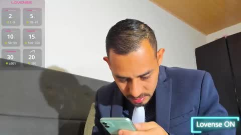 Jhony Alzate online show from 01-09-26, 03:53