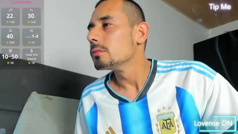 Jhony Alzate online show from 04-01-26, 01:39