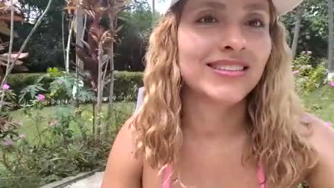 Snapshot of jhordananddanna_ chatting on 10-07-25, 03:31 Jordan And Danna online show from 10-07-25, 03:31