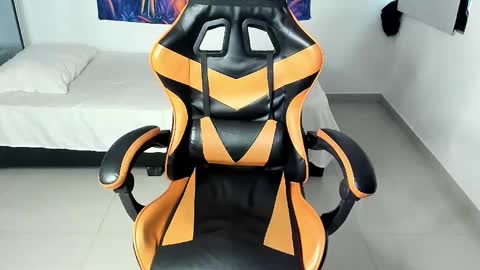 jhosep_hamilton online show from 10-08-25, 07:22