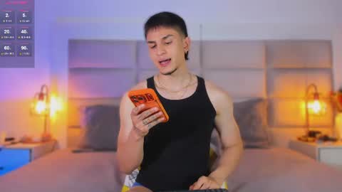 Snapshot of jhosua_hunt chatting on 07-25-26, 03:26 Jhosua Hunt online show from 07-25-26, 03:26