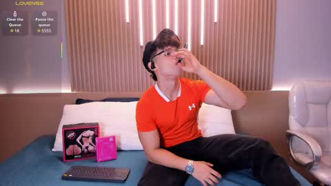 jhoumod_21 online show from 10-10-25, 10:36