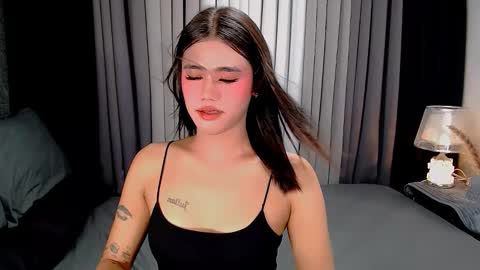 Snapshot of jhuliana_and_charles_room chatting on 10-22-25, 04:57 jhuliana_and_charles_room online show from 10-22-25, 04:57