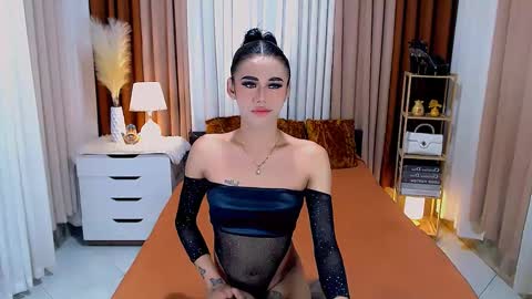 julie online show from 01-22-25, 01:10