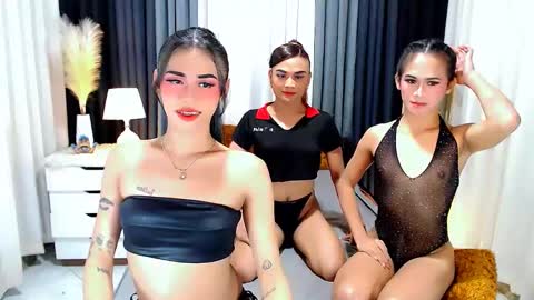 julie online show from 02-23-25, 04:57