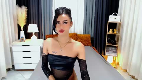 julie online show from 02-25-25, 04:46