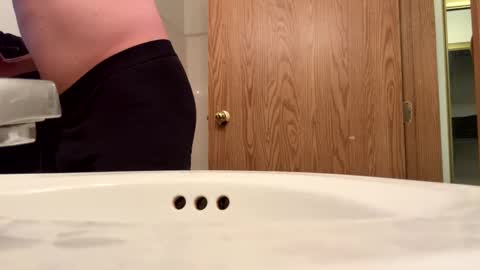 Snapshot of jibai582233 chatting on 02-17-25, 05:25 bigdawgg online show from 02-17-25, 05:25