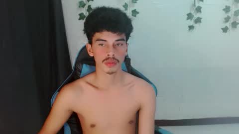 Snapshot of jim_cumxx chatting on 09-12-25, 10:15 JIMBOY online show from 09-12-25, 10:15