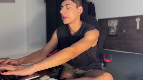 jim_dancer online show from 12-24-24, 05:13