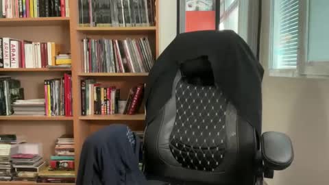 Snapshot of jim_dick chatting on 09-10-25, 05:35 Jim Dick online show from 09-10-25, 05:35