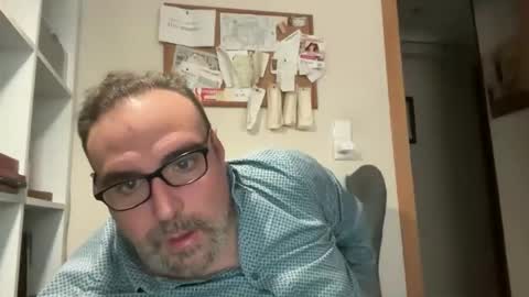 Snapshot of jim_dick chatting on 03-14-26, 04:45 Jim Dick online show from 03-14-26, 04:45