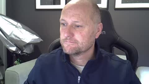 Jim online show from 06-18-26, 02:23