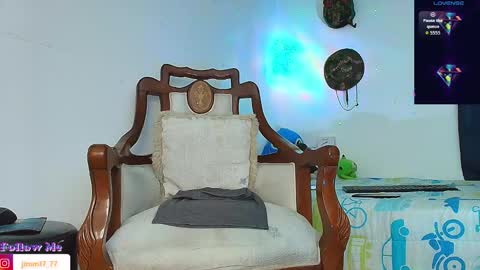 Jimm  Independent Model  online show from 10-05-25, 10:18