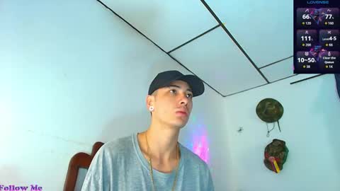 Snapshot of jimm66_ chatting on 01-08-26, 01:02 Jimm Independent Model online show from 01-08-26, 01:02