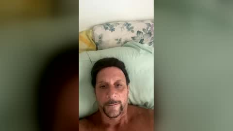 Snapshot of jimmy804866 chatting on 05-29-26, 04:27 jimmy804866 online show from 05-29-26, 04:27