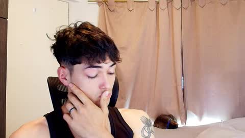 Snapshot of jimmy_classic chatting on 11-28-25, 04:09 jimmy_classic online show from 11-28-25, 04:09