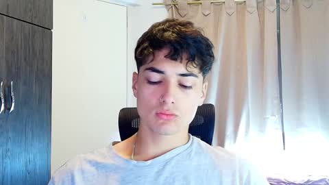 Snapshot of jimmy_classic chatting on 12-02-25, 02:23 jimmy_classic online show from 12-02-25, 02:23